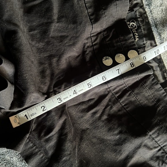 GUESS Black Three Silver Snap Waistband Shorts size 30 - Picture 8 of 9